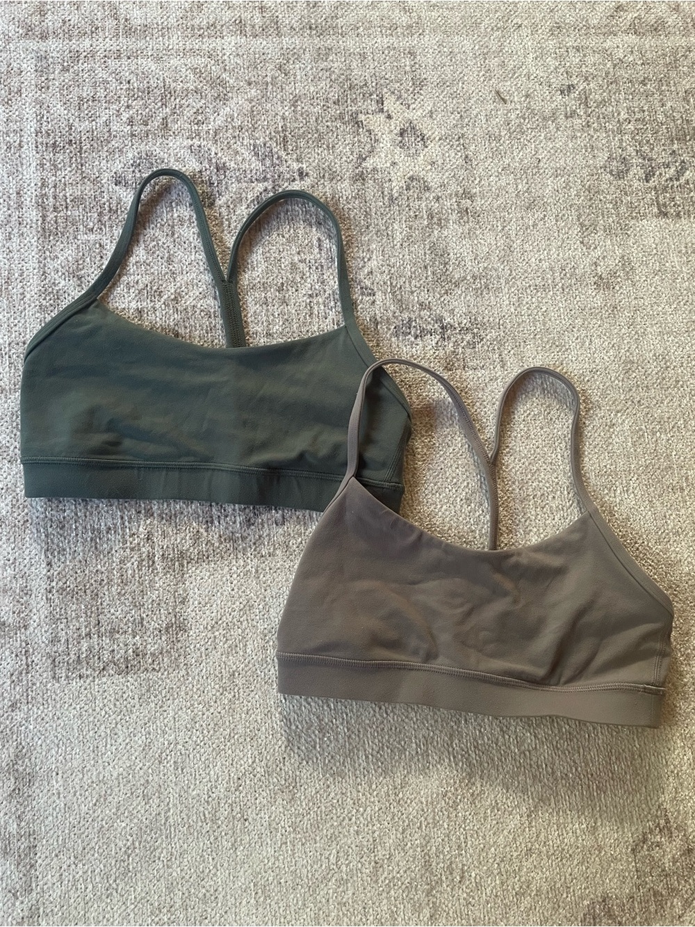Set of 2 Flow Y tops LULULEMON
